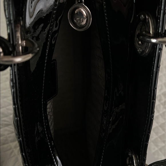 With COA: Excellent Christian Dior Lady Dior Black Large Tote - Picture 6 of 8